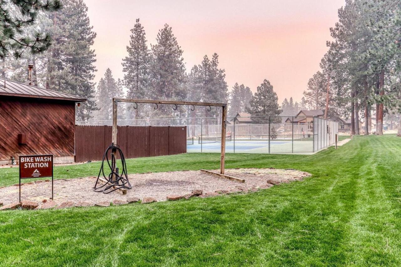 Seventh Mountain Resort Bend Exterior foto